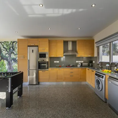 Picture Renting Your 5 Star With Beautiful Private Pool, 1525 Βίλα Πρωταράς