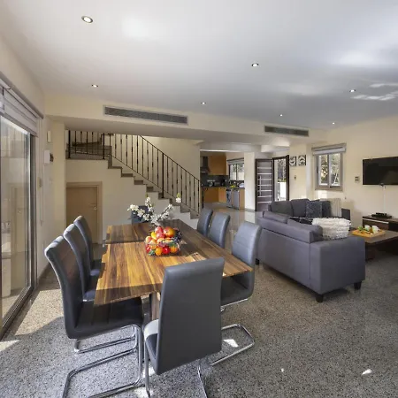Villa Picture Renting Your 5 Star With Beautiful Private Pool, 1525 Protaras